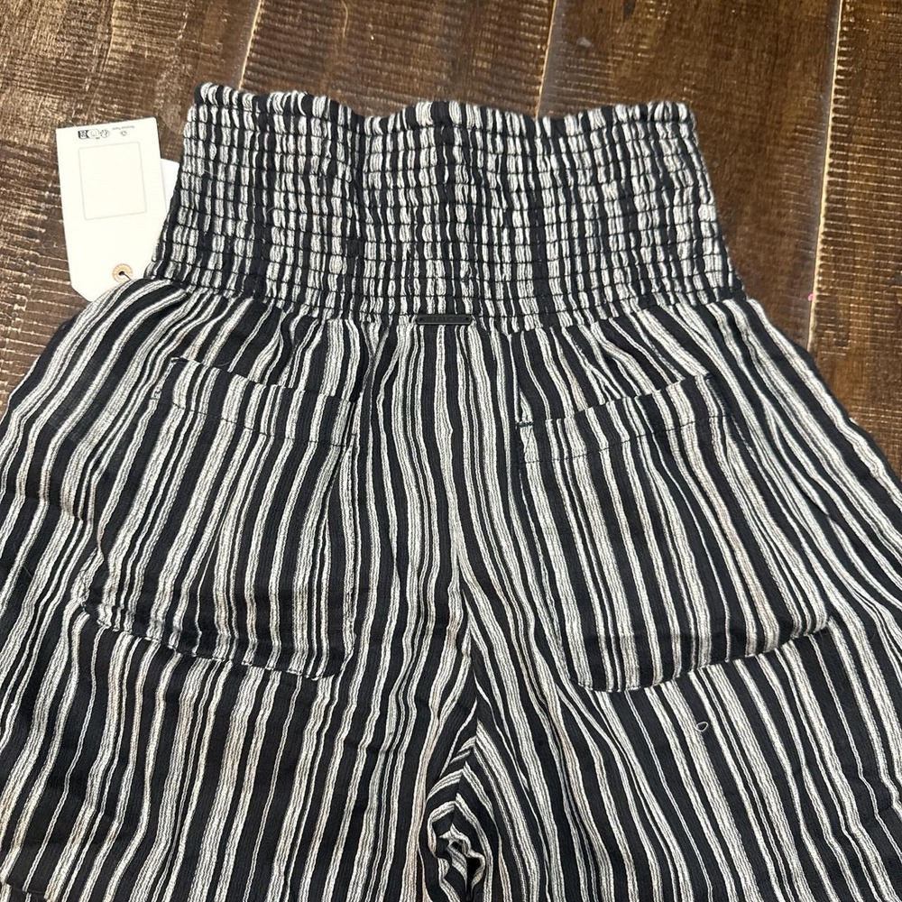 Billabong New Waves 2 Wide Leg Pants Size small - Picture 6 of 7